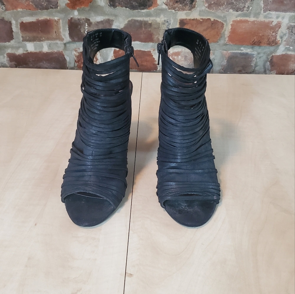 Womens Carlos black heeled sandals, 8M